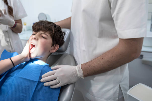 Best Walk-In Emergency Dentist in Sherwood Manor, CT